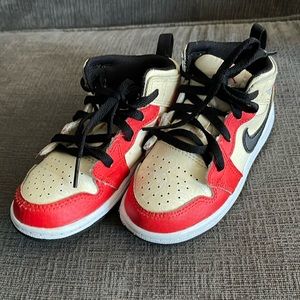 Red and cream Jhordyn